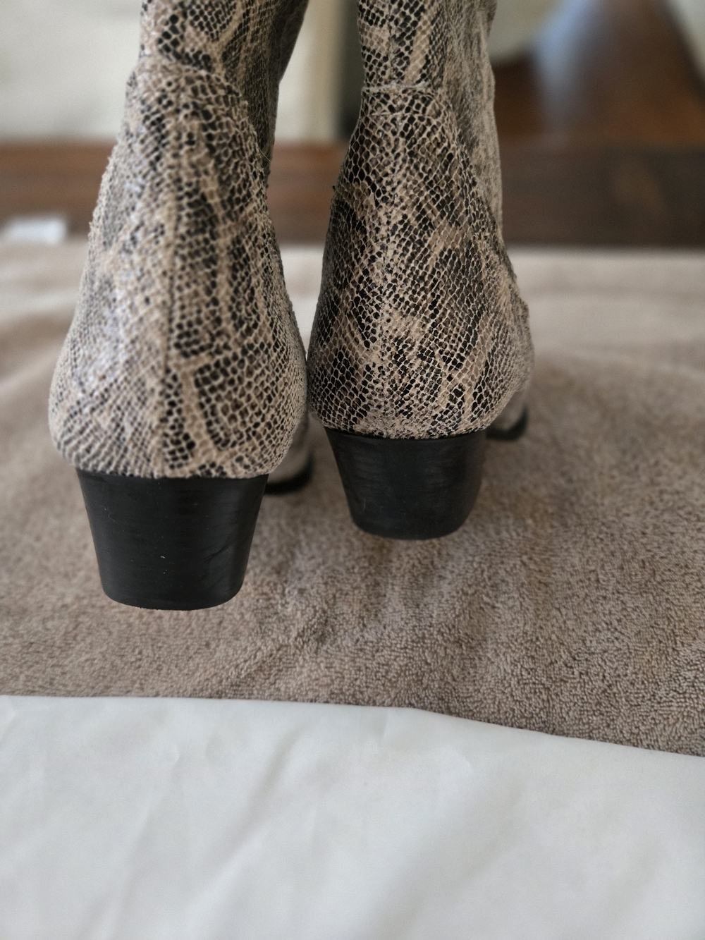 Women Snake-Print Tall Cowboy Boots - Gray/Tan Size 42/11 EUC - Picture 11 of 11